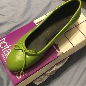Tic-Tac-Toes Ballet Flats